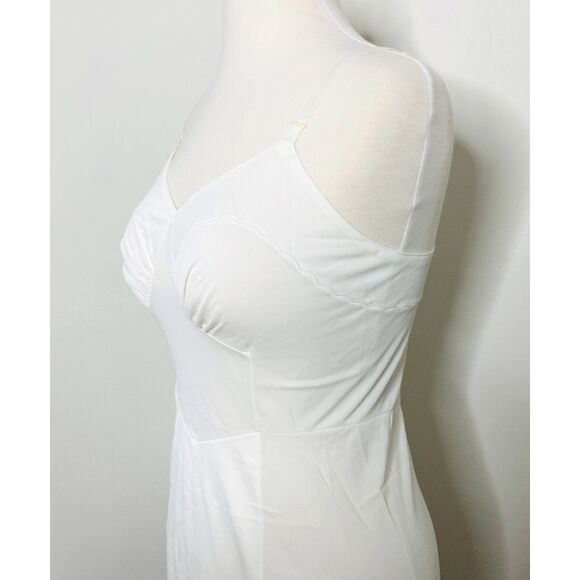 Vintage Nylon Aristocraft Made in the USA Slip Undergarment Sz 34 - Picture 4 of 6